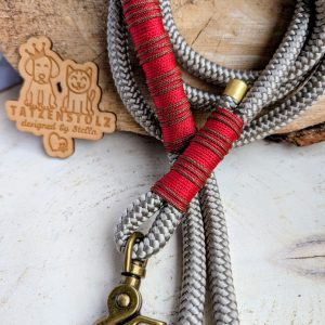 Tau-Führleine „Amber Tan“ – 1,60 m • Handschlaufe • Alt-Messing • Einzelstück